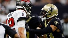 The Tampa Bay Bucs scored 17 consecutive points after Marshon Lattimore was ejected. What happened during the Saints-Bucs game?