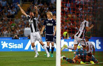 Andrea Barzagli celebrates Bonucci's winner in the Coppa Italia final against Lazio