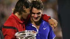 Rafael Nadal y Roger Federer, en la final del Open de Australia 2009.