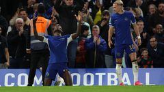 Nicolas Jackson, jugador del Chelsea, celebra su gol anotado ante el Brighton.