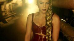 Shakira lanza Perro Fiel, su nuevo v&iacute;deo con Nicky Jam