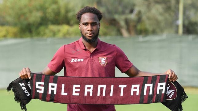 Oficial: Boulaye Dia se marcha cedido a la Salernitana