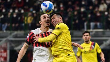 El chileno Gary Medel y el sueco Zlatan Ibrahimovic protagonizaron un fuerte choque durante el partido entre el AC Milan y el Bolonia. Los dos jugadores quedaron tendidos en el césped, sangrando. Necesitaron de asistencia médica para poder incorporarse.
