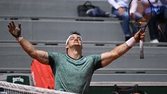 Gustavo Fernández aplasta al número 1 en Roland Garros
