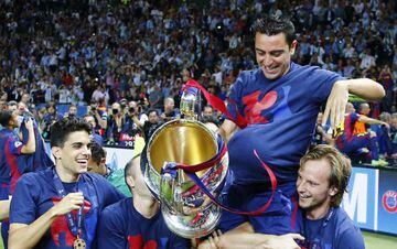 Xavi celebrates Barça's 2015 Champions League win in Berlin.