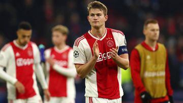 Juventus director in Amsterdam to sign Ajax star Matthijs de Ligt
