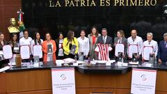 Senado de México reconoció los logros de Chivas Femenil
