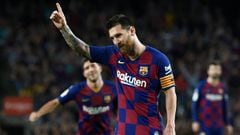 Messi celebra en el Camp Nou su primer gol de la temporada con el Barcelona. 