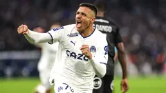 According to reports in France, the Chilean forward wants to see the club build a competitive squad and there are already four names on the shortlist.