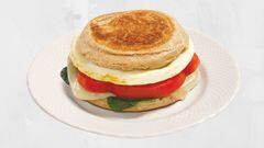 La sandwichera perfecta para preparar tu desayuno en solo cinco minutos