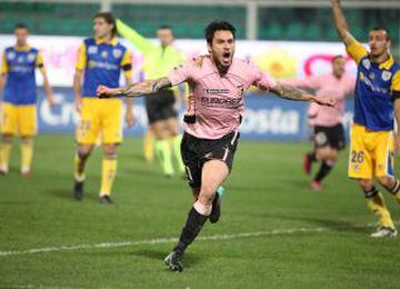 Mauricio Pinilla volvería a la Serie A vistiendo la camiseta del Palermo en 2011.