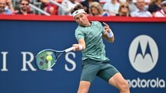 MONTREAL, QUEBEC - AUGUST 12: Casper Ruud of Norway hits a return against Felix Auger-Aliassime of Canada during Day 7 of the National Bank Open at Stade IGA on August 12, 2022 in Montreal, Canada.   Minas Panagiotakis/Getty Images/AFP
== FOR NEWSPAPERS, INTERNET, TELCOS & TELEVISION USE ONLY ==