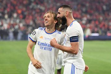 Real Madrid se corona campeón de la UEFA Champions League tras vencer 0-1 al Liverpool en el Stade de France. Vinicius Junior fue el responsable de la anotación del conjunto español que alcanza 14 títulos en la competencia.