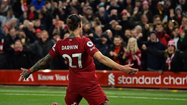 Darwin y Alisson le dan un nuevo triunfo a Liverpool