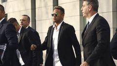 Neymar saliendo del juzgado. 