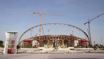 Obras de renovaci&oacute;n del estadio International Khalifa.