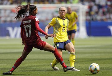 Chelsea's Magdalena Eriksson gets the nod at left back due to her versatility and experience, and her set-piece skills, which are handy in a side like Sweden's who tend to have a height advantage over their rivals. If Sweden go through to the quarters, sh