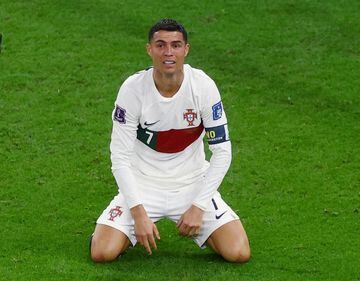 Cristiano Ronaldo Manchester United Jersey Number, Salary in Rupees,  Contract Details - myKhel