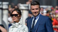 Victoria y David Beckham el 15 de junio de 2019 a su llegada a la Catedral de Sevilla para la boda de Sergio Ramos y Pilar Rubio.