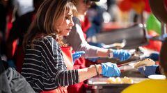 The LA Mission provided over 3,000 pounds of turkey, 700 pounds of mashed potatoes, 800 pounds of green beans and 600 pies to people experiencing homelessness on Wednesday. In addition to food, the mission also gave out blankets and tarps.
