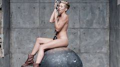Miley Cyrus iba &quot;totalmente drogada&quot; cuando grab&oacute; &#039;Wrecking Ball&#039;. Imagen: YouTube