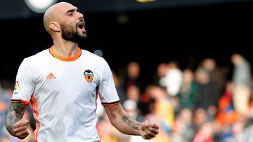 Simone Zaza scores first goal for Valencia.