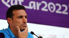 Soccer Football - FIFA World Cup Qatar 2022 - Argentina Press Conference - Main Media Center, Doha, Qatar - November 25, 2022 Argentina coach Lionel Scaloni during the press conference REUTERS/Gareth Bumstead