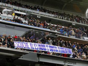 Fans with a banner demanding the resignation of Florentino Perez
"Listen to the stadium, Florentino resign"