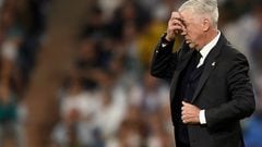 MADRID, SPAIN - OCTOBER 02: Carlo Ancelotti of Real Madrid reacts during the LaLiga Santander match between Real Madrid CF and CA Osasuna at Estadio Santiago Bernabeu on October 02, 2022 in Madrid, Spain. (Photo by Denis Doyle/Getty Images)