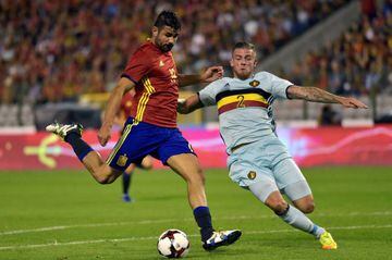 Belgium's Toby Alderweireld looks to block the impressive Diego Costa's shot.