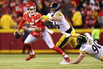 Mahomes in action against the Pittsburgh Steelers last week