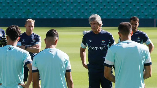 Pellegrini: “Es un riesgo y una irresponsabilidad estar 30 partidos con dos centrales”