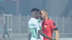 During the Youssoufia Berrechid vs MAS Fés match in the Moroccan league Botola Pro 1, Johnson was given a yellow card by the referee, who then shoves him.