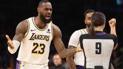 The LA Lakers shot just eight free throws in their 123-113 loss to the Phoenix Suns on Sunday, and coach Ham said the referees didn’t make it any easier.