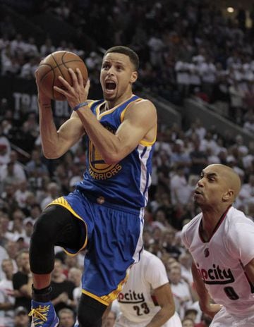 May 9, 2016: Steph Curry returns, scores 17 points in OT, as Warriors top  Blazers