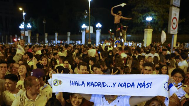 Real Madrid Champions League celebrations live from Plaza de Cibeles in Madrid