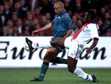 El 14 de Mayo de 1997, el Barcelona se enfrentó al París Saint Germain en la final de la Recopa de Europa. Donde trás un tanto de Ronaldo consiguió  la victoria. Sería el primer título europeo de Ronaldo.