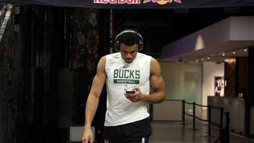 It seems there may be hope yet for the Bucks and their star, with reports confirming that he may in fact be able to play in Game 2 of the series.