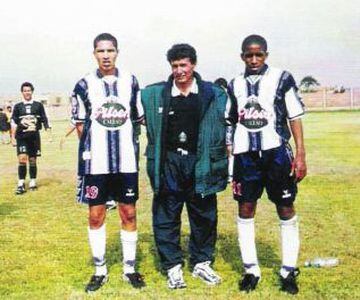 Los comienzos de Paolo Guerrero en Alianza Lima de Perú. En la imagen junto a otro joven Jefferson Farfán.