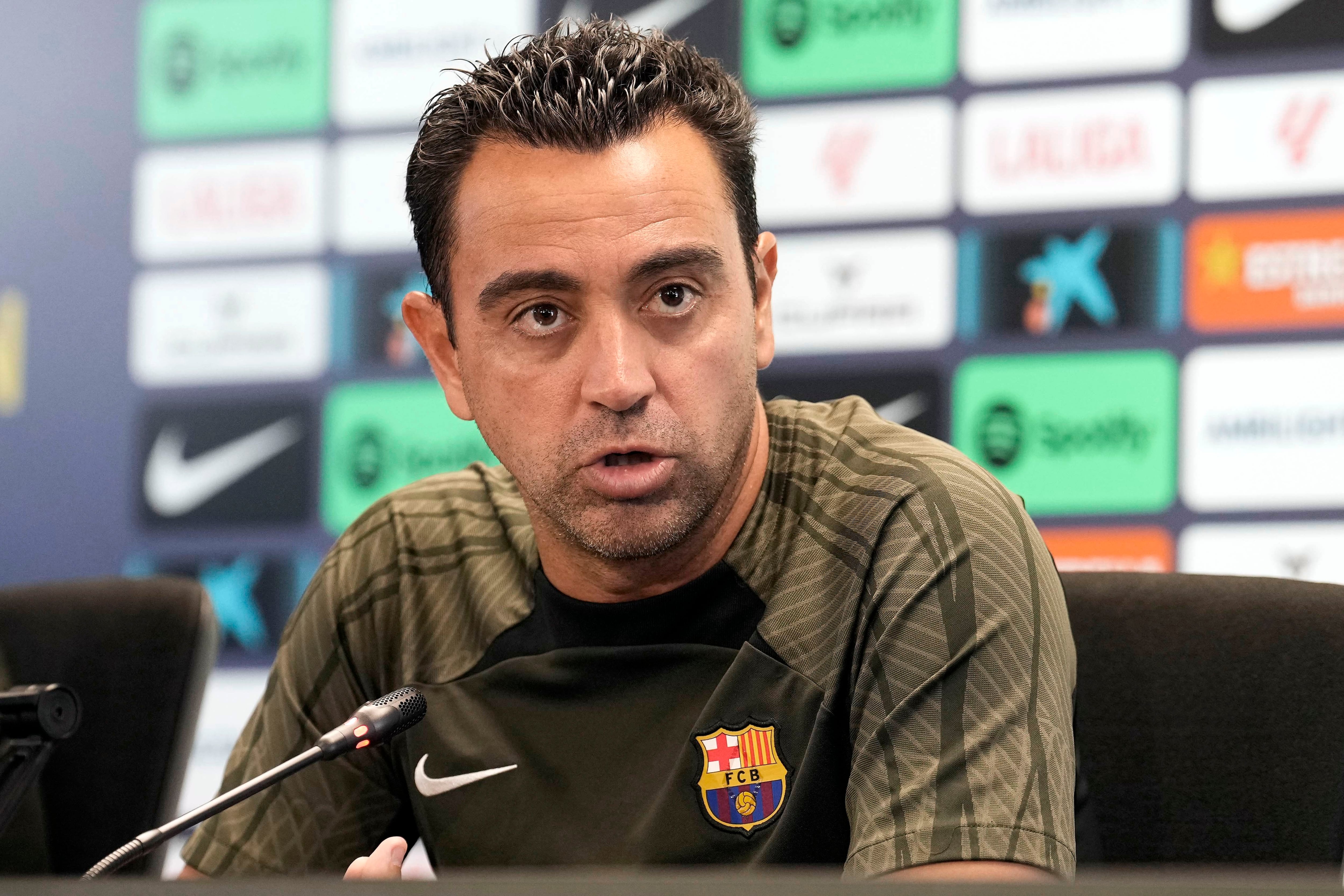 Barcelona head coach Xavi Hernández extends contract