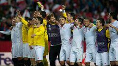 El Sevilla celebra el paso a la final.