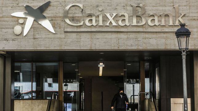 ¿En qué bancos se puede cobrar el premio de la Lotería de Navidad 2023? Horarios de BBVA, CaixaBank, Sabadell...