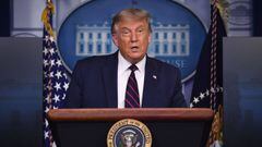 El presidente de Estados Unidos, Donald Trump, habla durante una conferencia de prensa en la Sala de conferencias de prensa de la Casa Blanca en Washington, DC, el 23 de agosto de 2020.