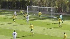 El gol de Ian Carlo Poveda con el Leeds Sub-23 ante Norwich