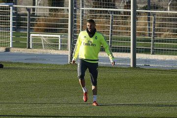 Benzema continues his fitness recovery from a hamstring injury.