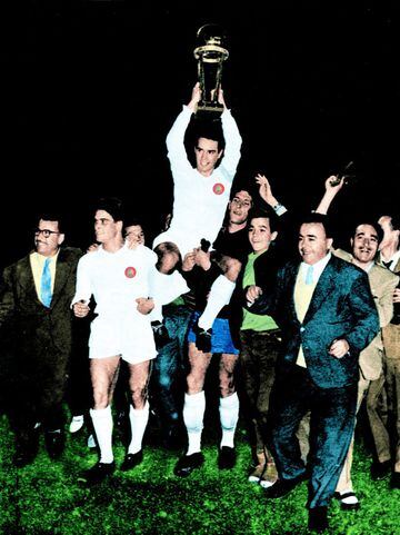 Tras la creación de este nuevo torneo que enfrentaba a los campeones de Europa y América, el Real Madrid, vigente campeón europeo, y el Peñarol de Montevideo se disputaron la primera edición de la Copa Intercontinental. El 4 de septiembre de 1960, el Bern