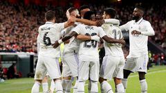 Karim Benzema celebra el primer gol que el Real Madrid anotó en San Mamés y que abría el marcador para los madridistas.