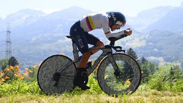VADUZ, LIECHTENSTEIN - JUNE 19: Daniel Felipe Martinez Poveda of Colombia and Team INEOS Grenadiers sprints during the 85th Tour de Suisse 2022 - Stage 8 a 25,6km individual time trial stage from Vaduz to Vaduz / #tourdesuisse2022 / #WorldTour / ITT / on June 19, 2022 in Vaduz, Liechtenstein. (Photo by Tim de Waele/Getty Images)