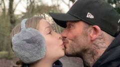 Las redes arden contra David Beckham por besar a su hija en la boca
