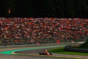 Fernando Alonso durante la clasificación del GP de Bélgica. 